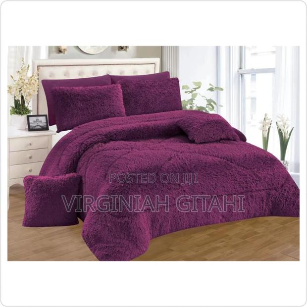 New Multicolour Fluffy Duvets Set