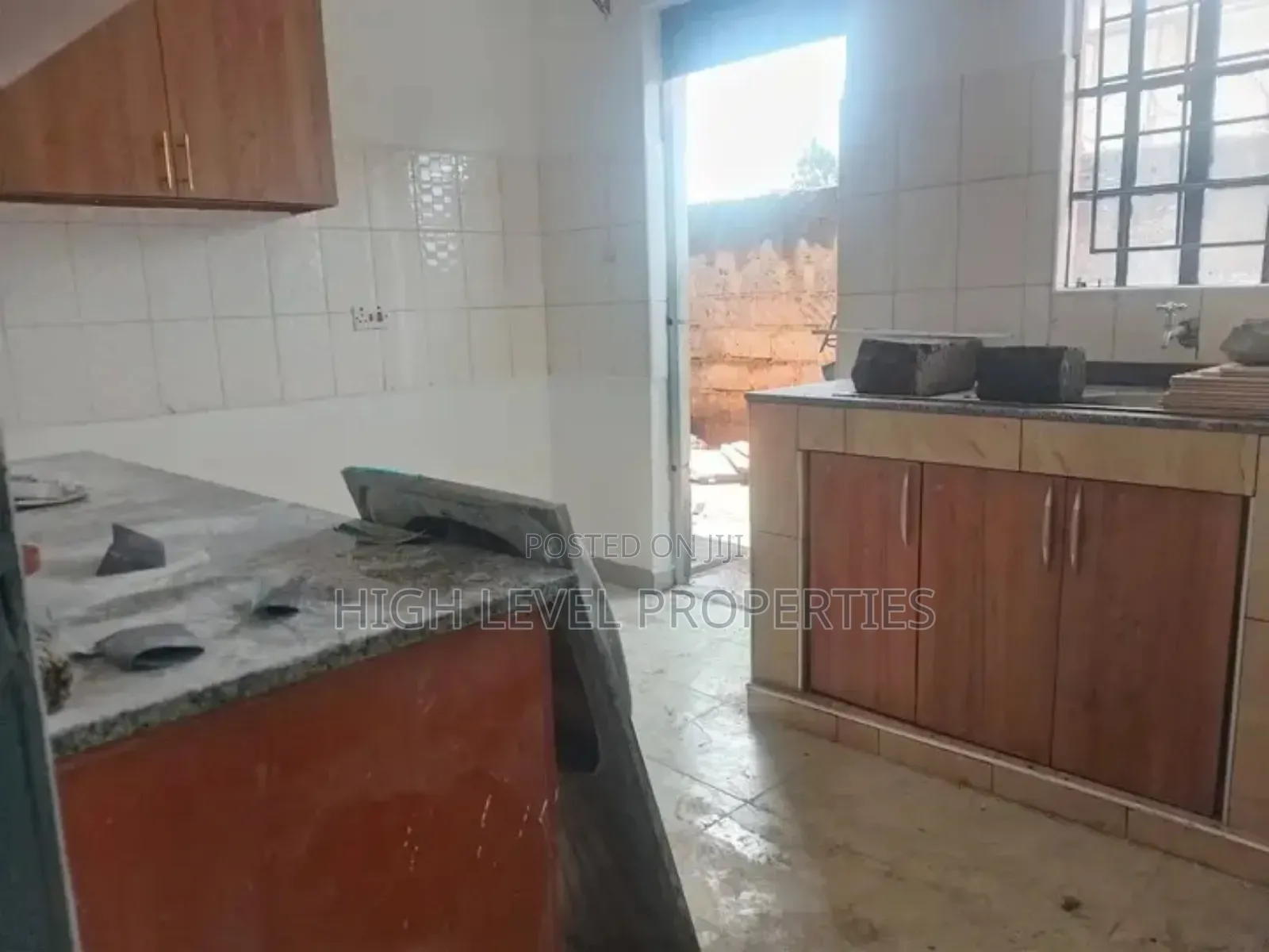 2bdrm Apartment in Katani Road, Gateway Mall Area for rent