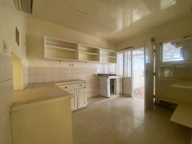 4bdrm House in Parklands for rent - thumbnail 3