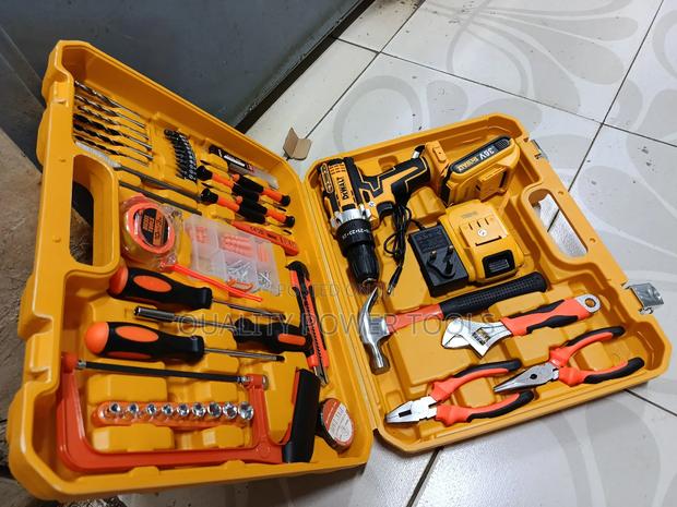 Dewalt Cordless Drill - thumbnail 3