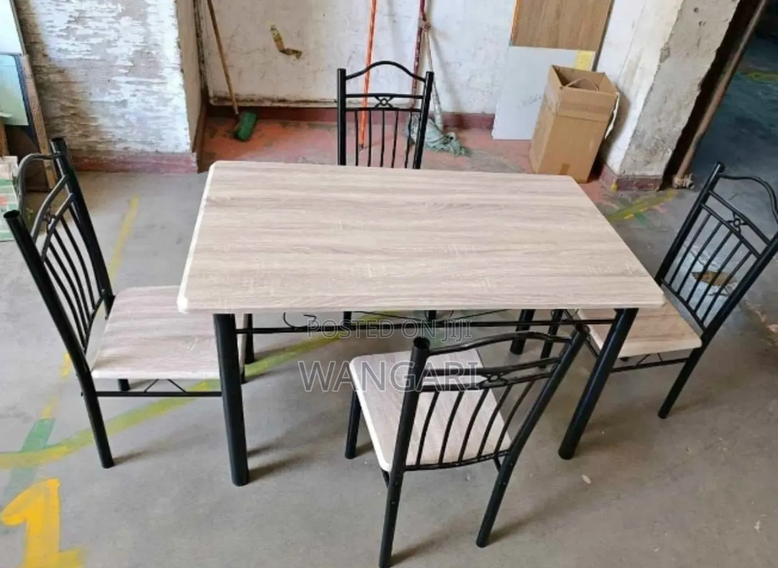 Strong Table and Chairs Dinning Table