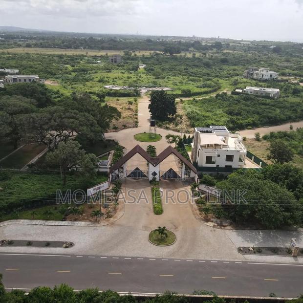 Beachfront Gold! 1/8th Acre Plots in Vipingo – Gated Secure! - thumbnail 6