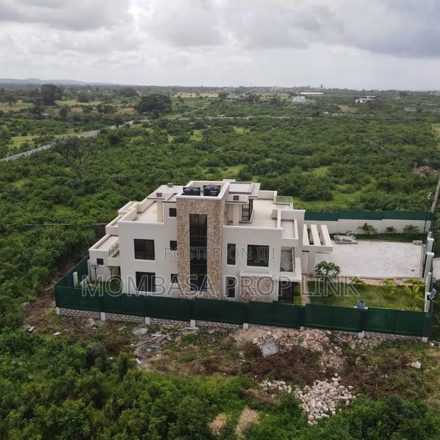 Beachfront Gold! 1/8th Acre Plots in Vipingo – Gated Secure! - thumbnail 11