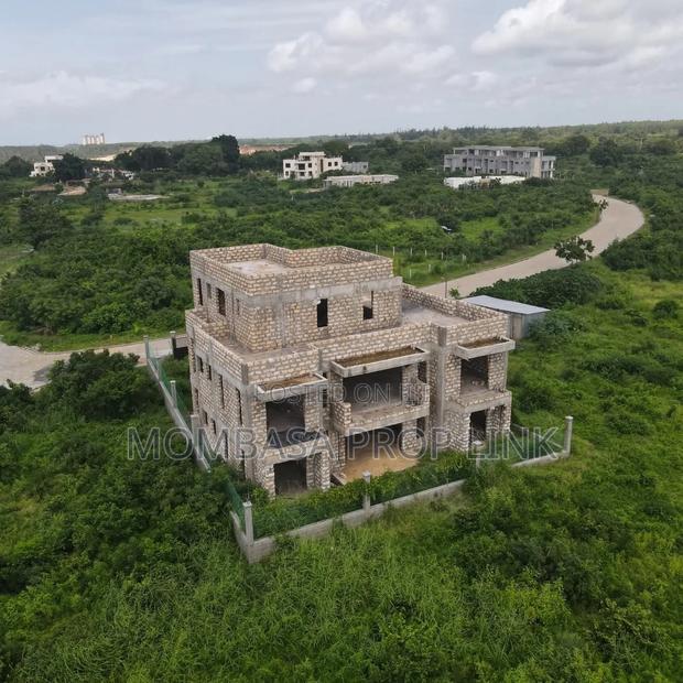 Beachfront Gold! 1/8th Acre Plots in Vipingo – Gated Secure! - thumbnail 12