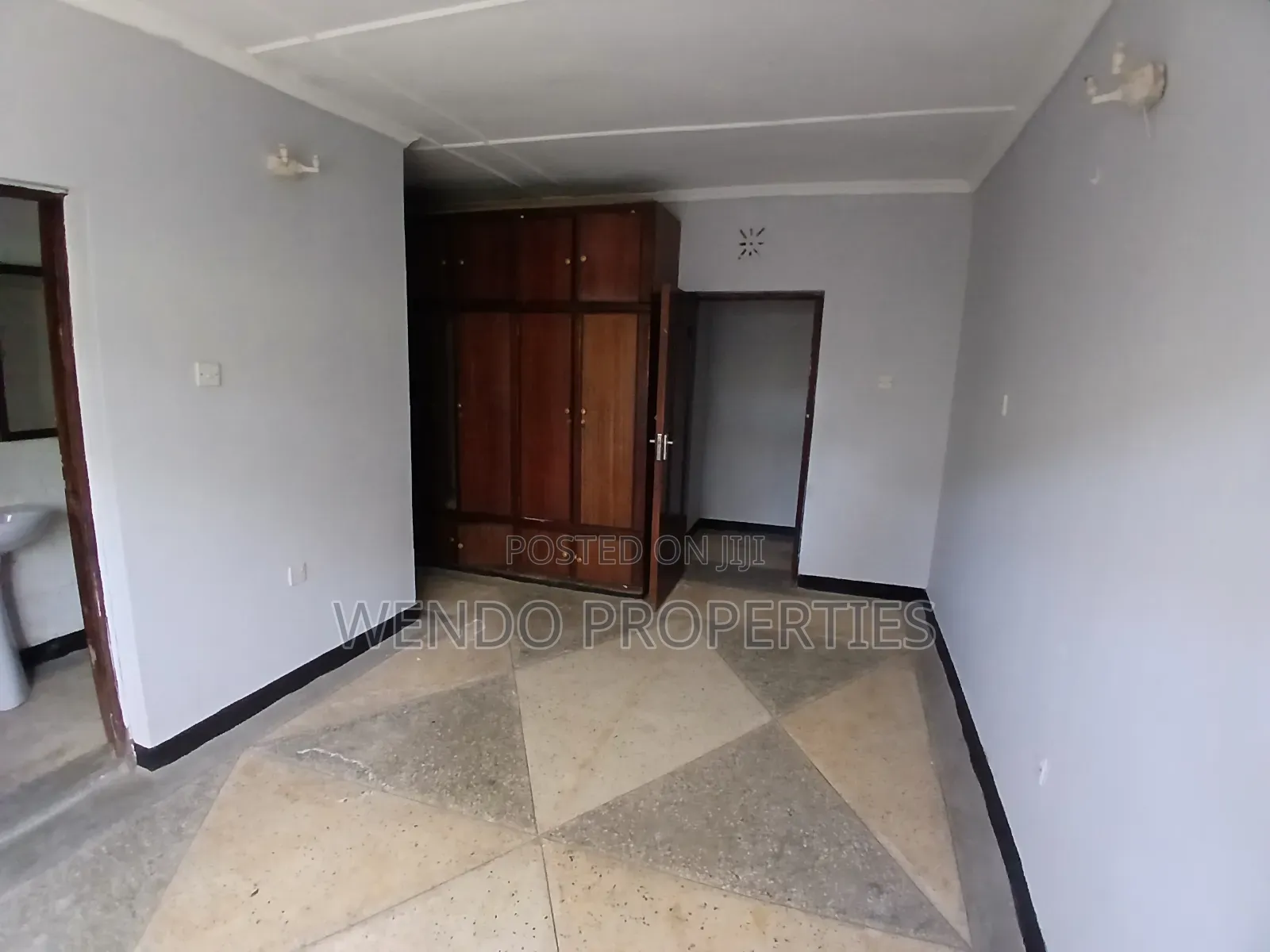 3bdrm Bungalow in Karen C for rent