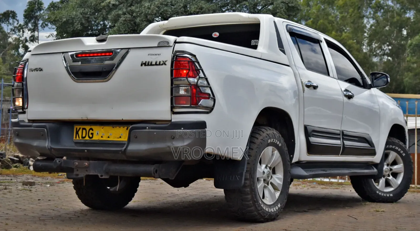 Toyota Hilux 2017 White