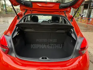 Peugeot 208 2019 Orange