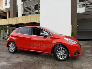 Peugeot 208 2019 Orange