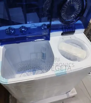 Semi Commercial Hisense 11kgs Washing Machine. Original