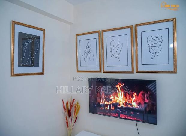 Luxurious Studio Airbnb - thumbnail 2