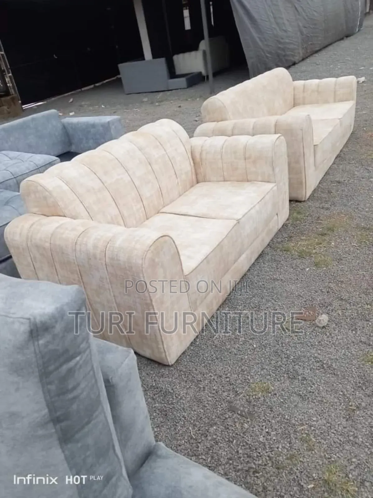 Back Permanent Sofa