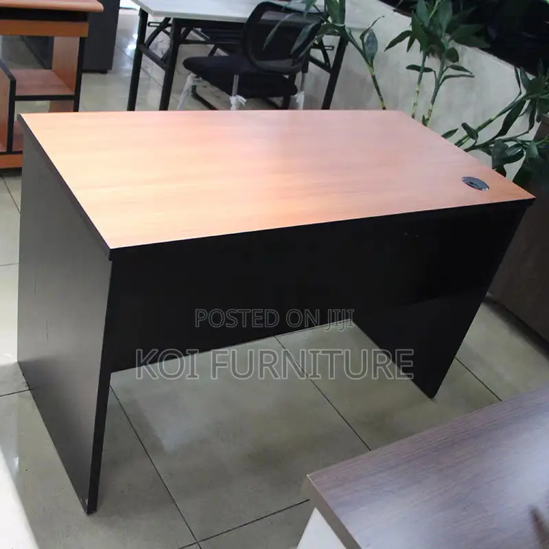 Office Desk : 1.4 Meters Economic Executive Desk With Drawers