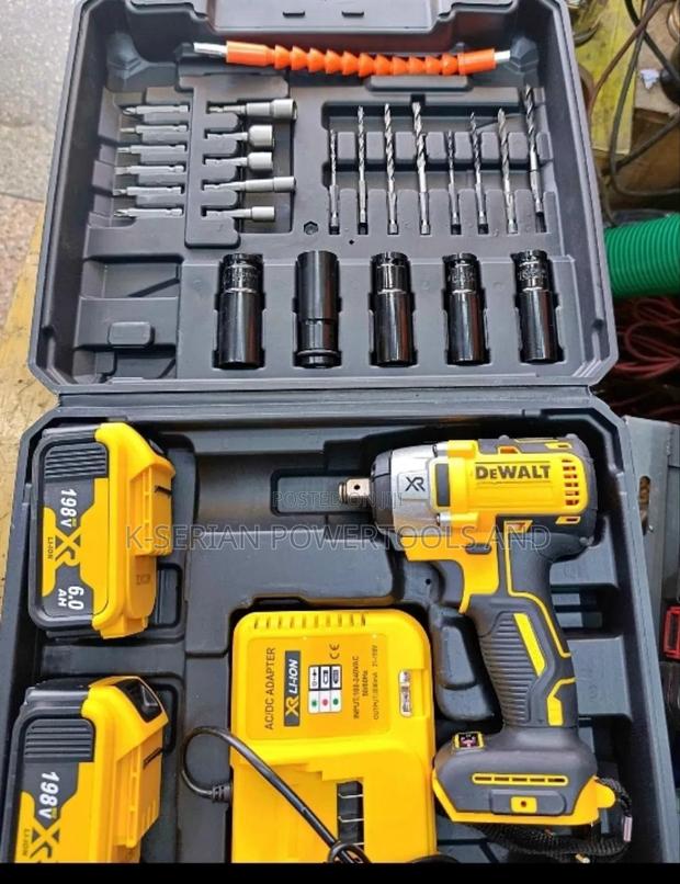 Ideal High Voltage Dewalt Rechargeable Drill Set/Reachable Drill - main view