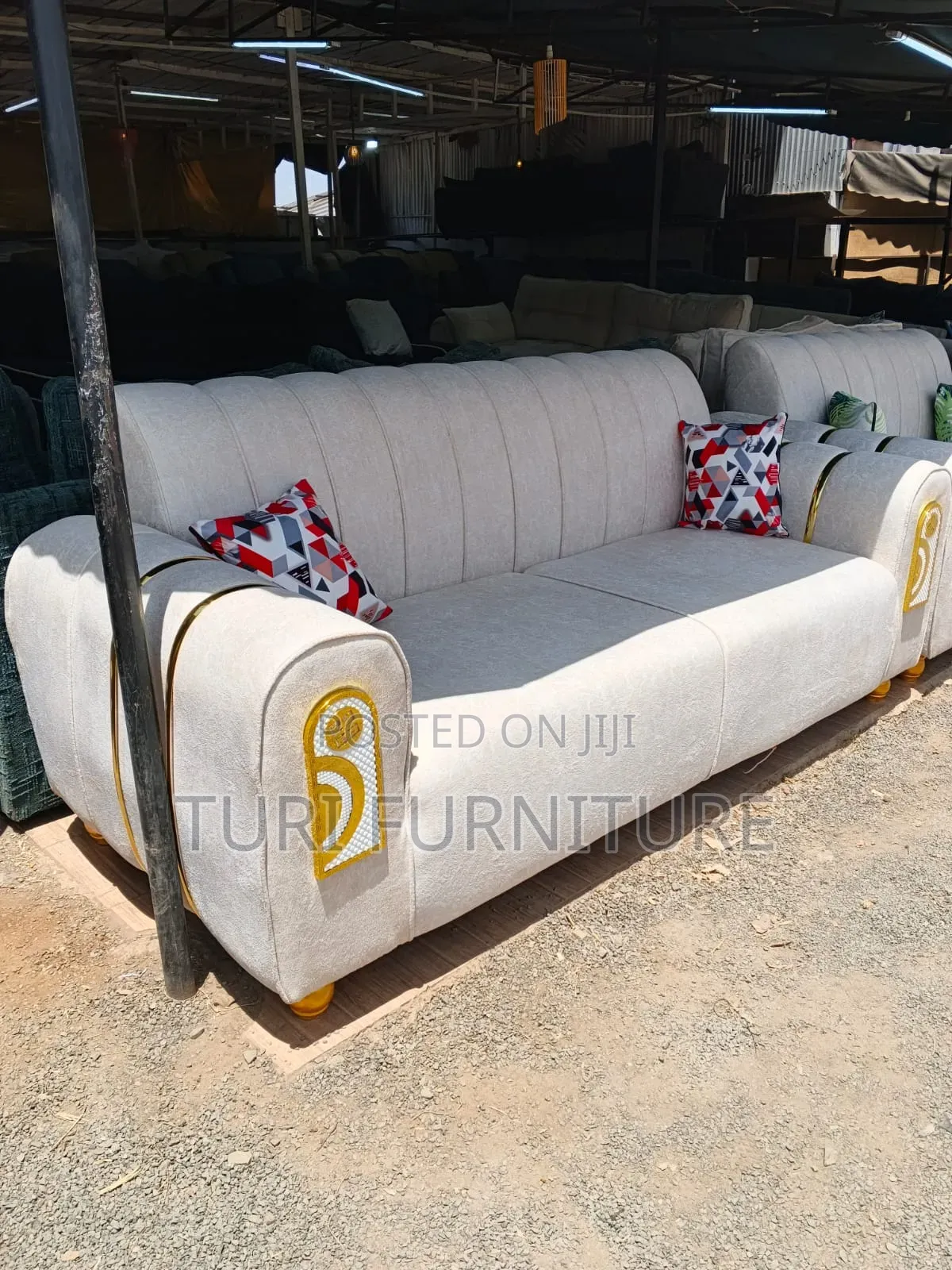 Back Permanent Sofa