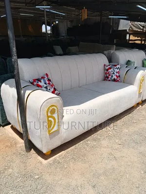 Back Permanent Sofa