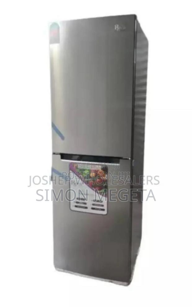 Commercila Larger Capacity Roch 247l Fridge