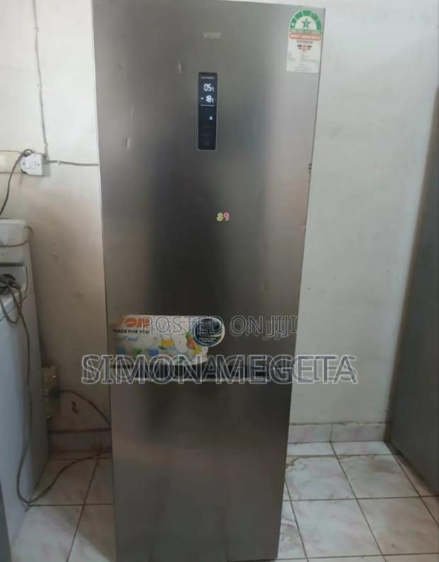 Colour Silver Roch 334litres Fridge