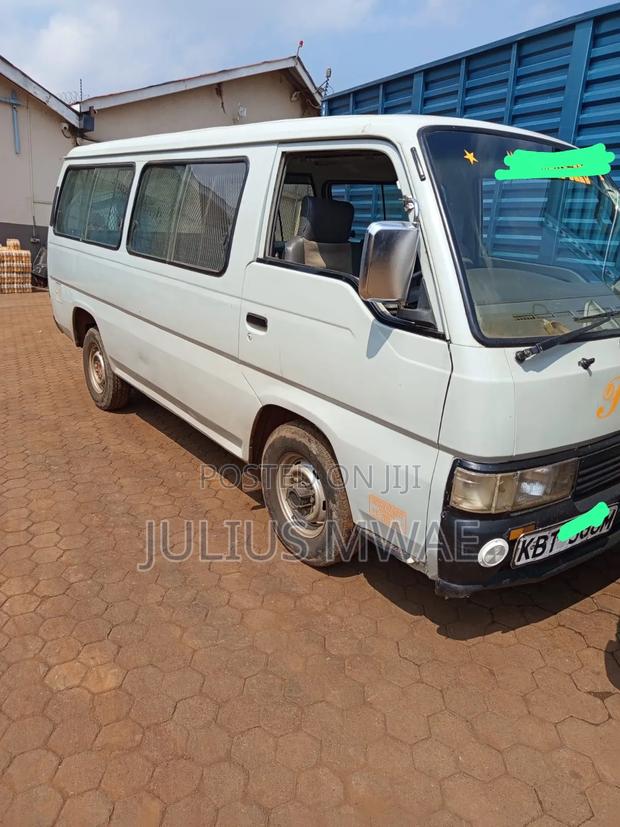 Nissan Caravan (Urvan) 2012 White