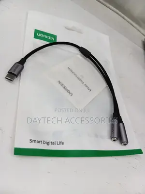 Ugreen Av144 Usb Type-C to Dual 3.5mm Headphone Jack Audio Adapter.