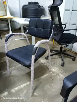 Salons Visitor Chair