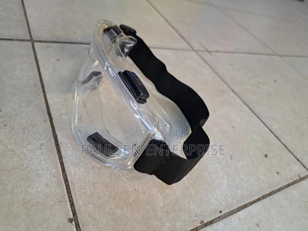 Anti Mist Safety Goggles - thumbnail 2