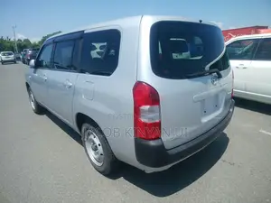Toyota Succeed 2019 Silver