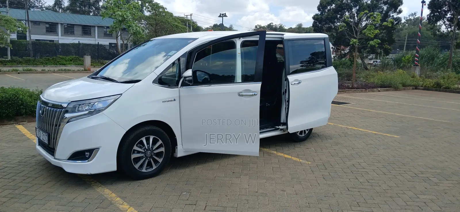 Toyota Noah Car Hire With Driver