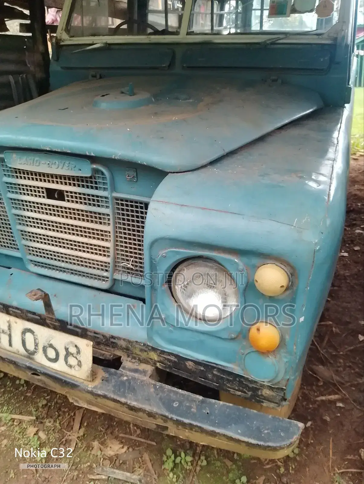 Land Rover Defender 1981 White