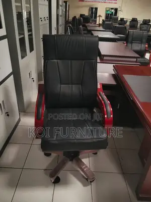 Office Chair : Black Leather Bliss Executive Office Seat