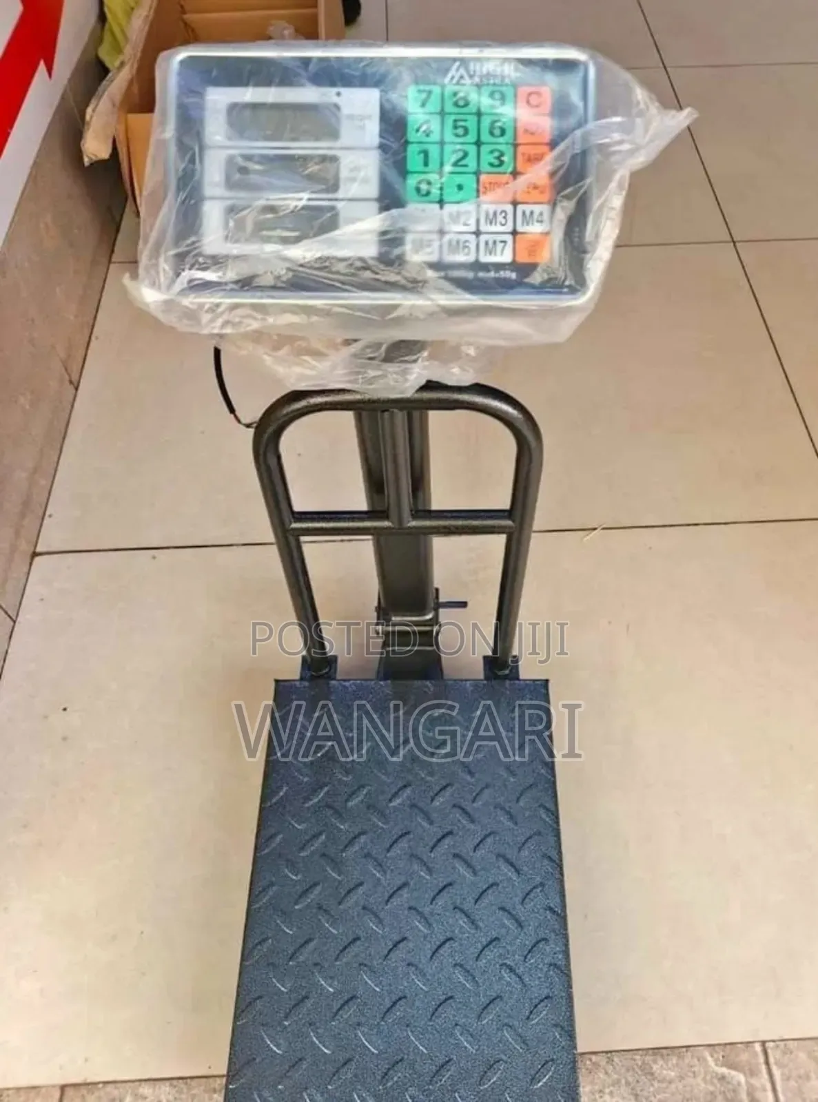 200 Kilogrammes Weighing Scale With Support