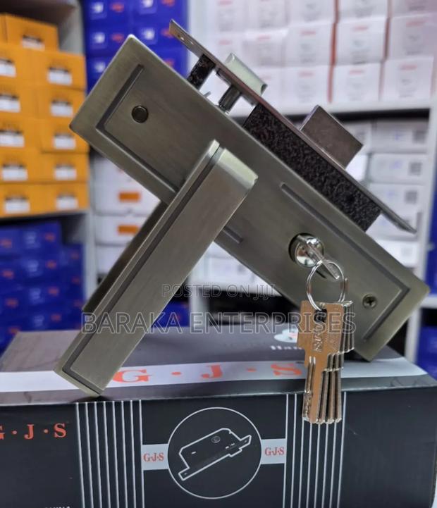 Plain Straight GJS Door Lock - main view