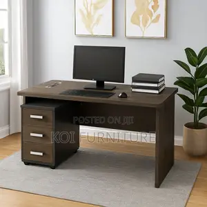 Office Desk : 1400mm Executive Wooden Office Desk With Drawers