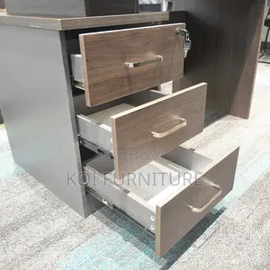 Office Desk : 1400mm Executive Wooden Office Desk With Drawers