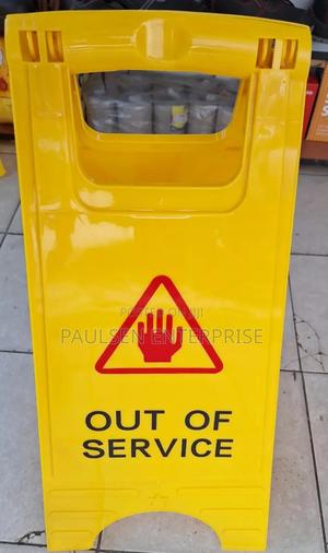 Caution Stand/Sign. ["Out Of Service "] - main view