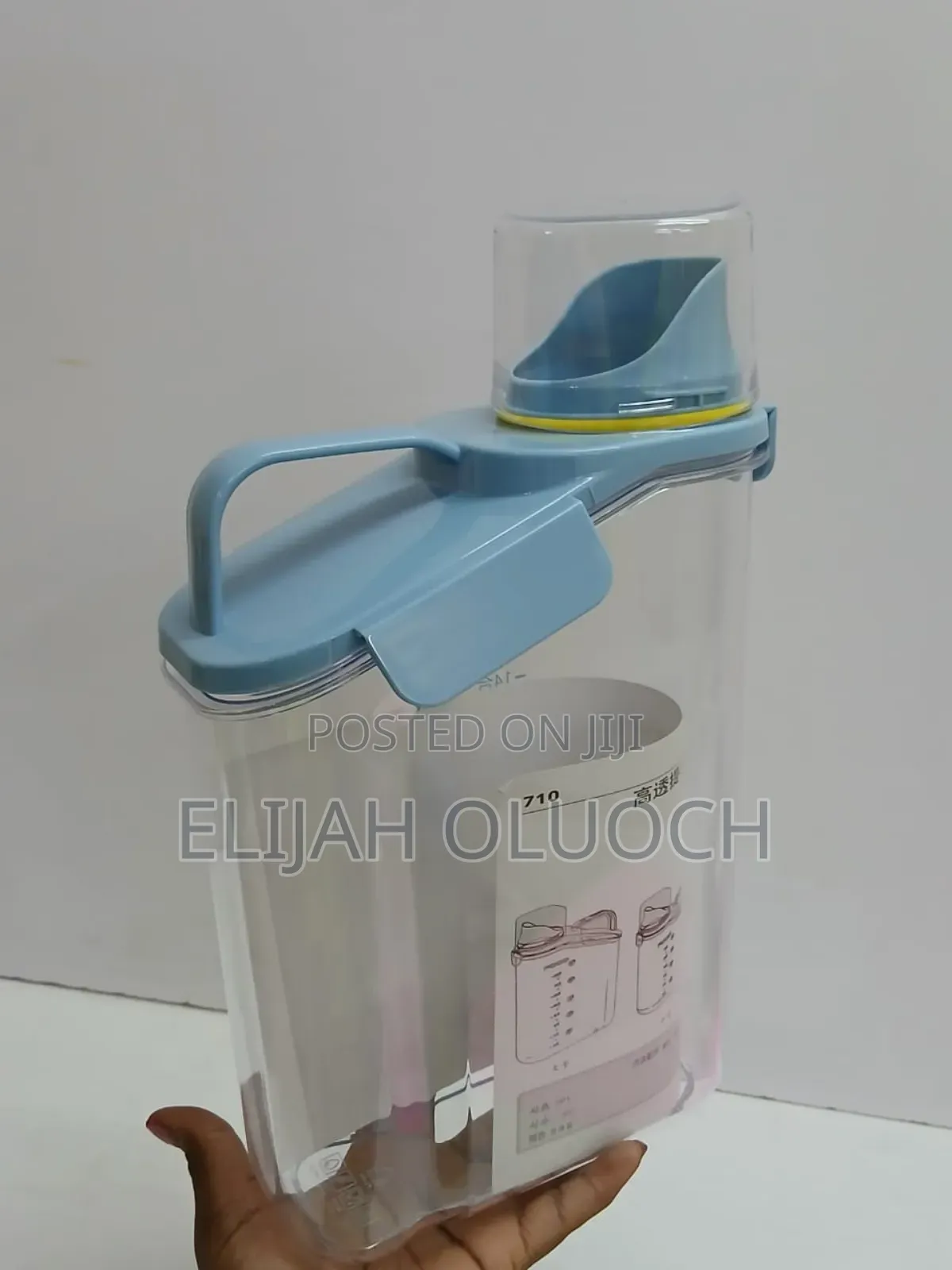 High Quality Acrylic Airtight Cereal Container Now Available