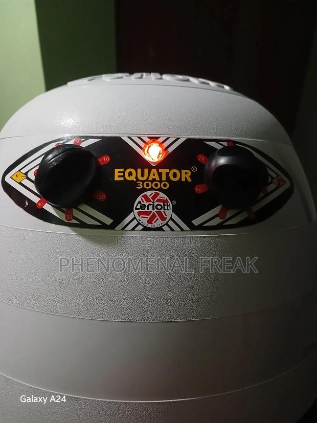 Hair Dryer - thumbnail 2