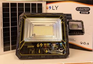 Solar Powered Flood Light - thumbnail 2