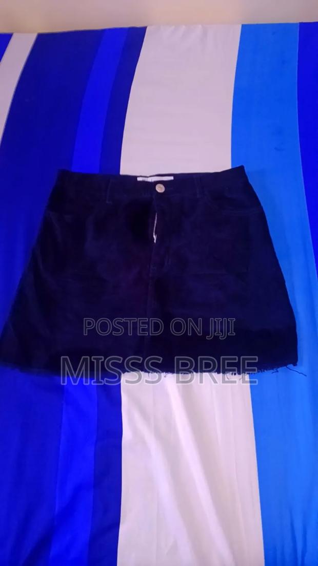 Ladies Mini Skirts - thumbnail 4