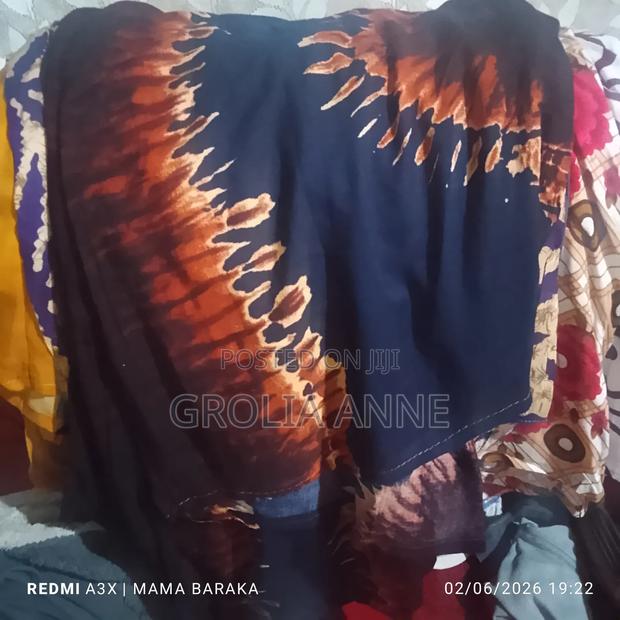 Cotton Deras - main view