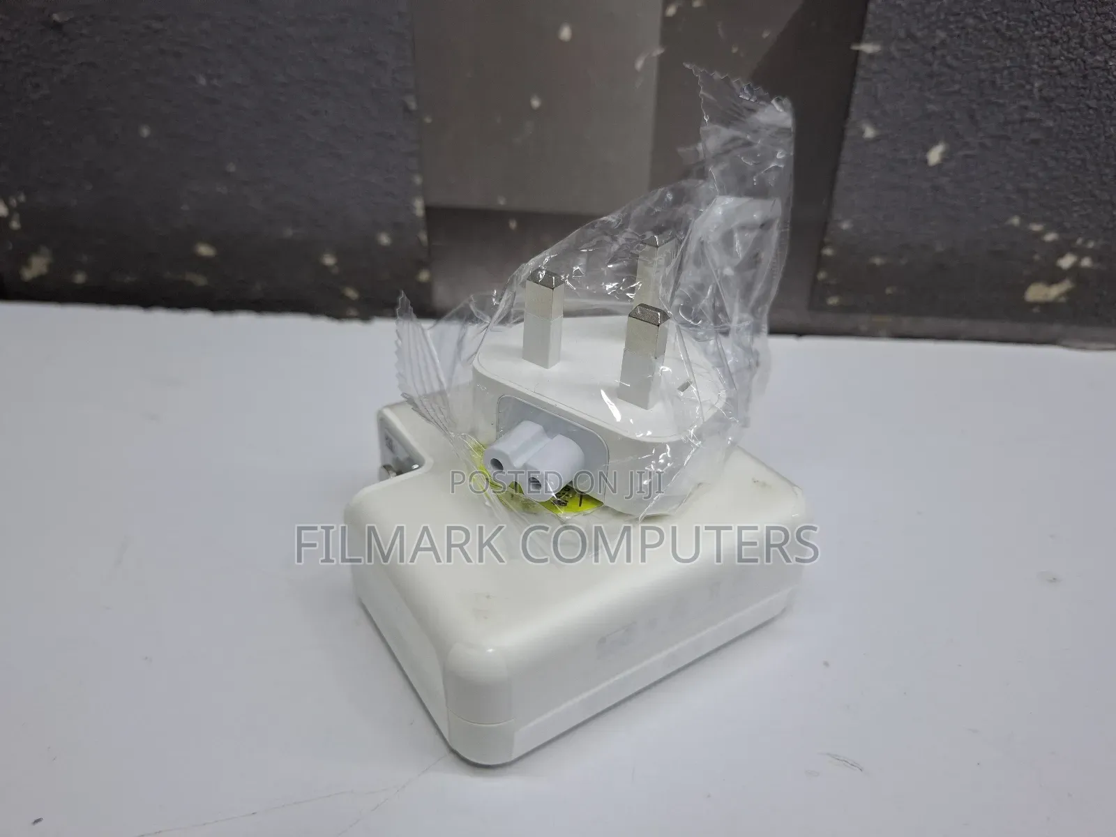 Original Macbook Usb-c Charger – 87w Type-c Power Adapter Complete