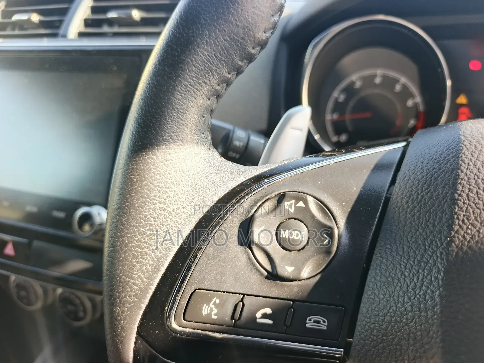 Mitsubishi RVR 2020 White