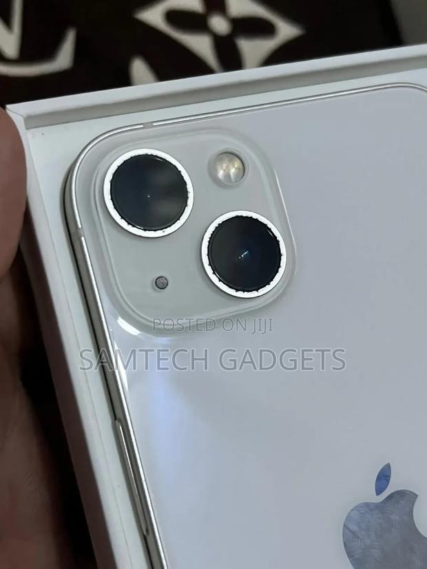 New Apple iPhone 13 256 GB White - thumbnail 4