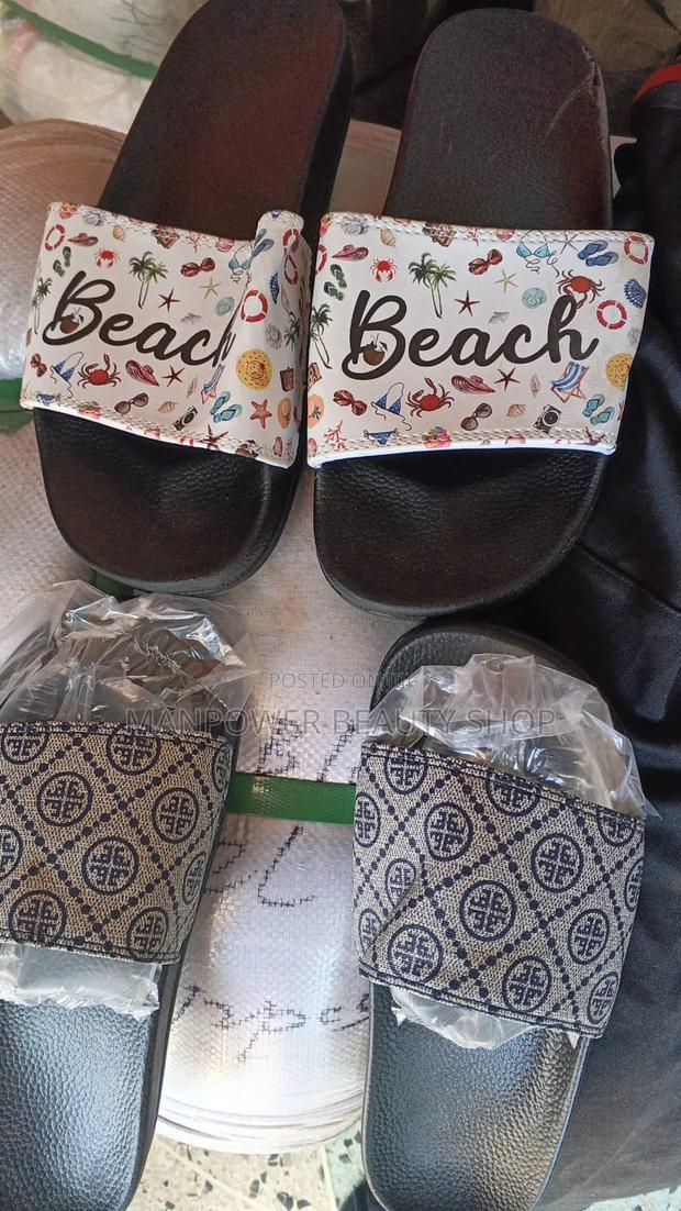 Men Ladies Slides - main view