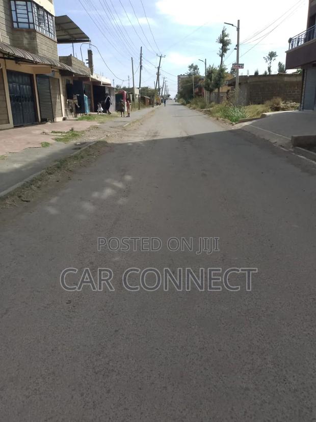 Comment Plot - thumbnail 5