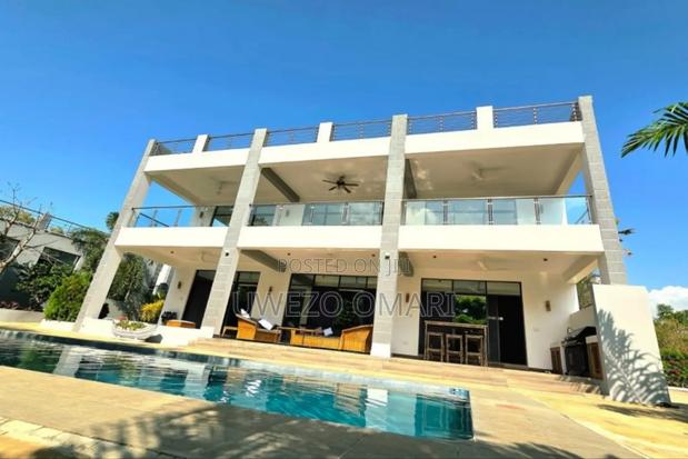 Beach House - thumbnail 7