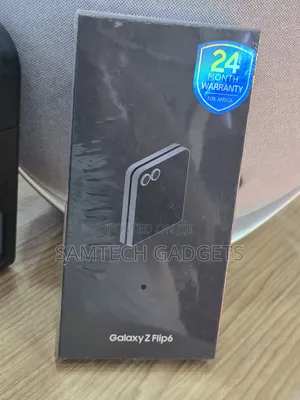 New Samsung Galaxy Z Flip6 256 GB Black