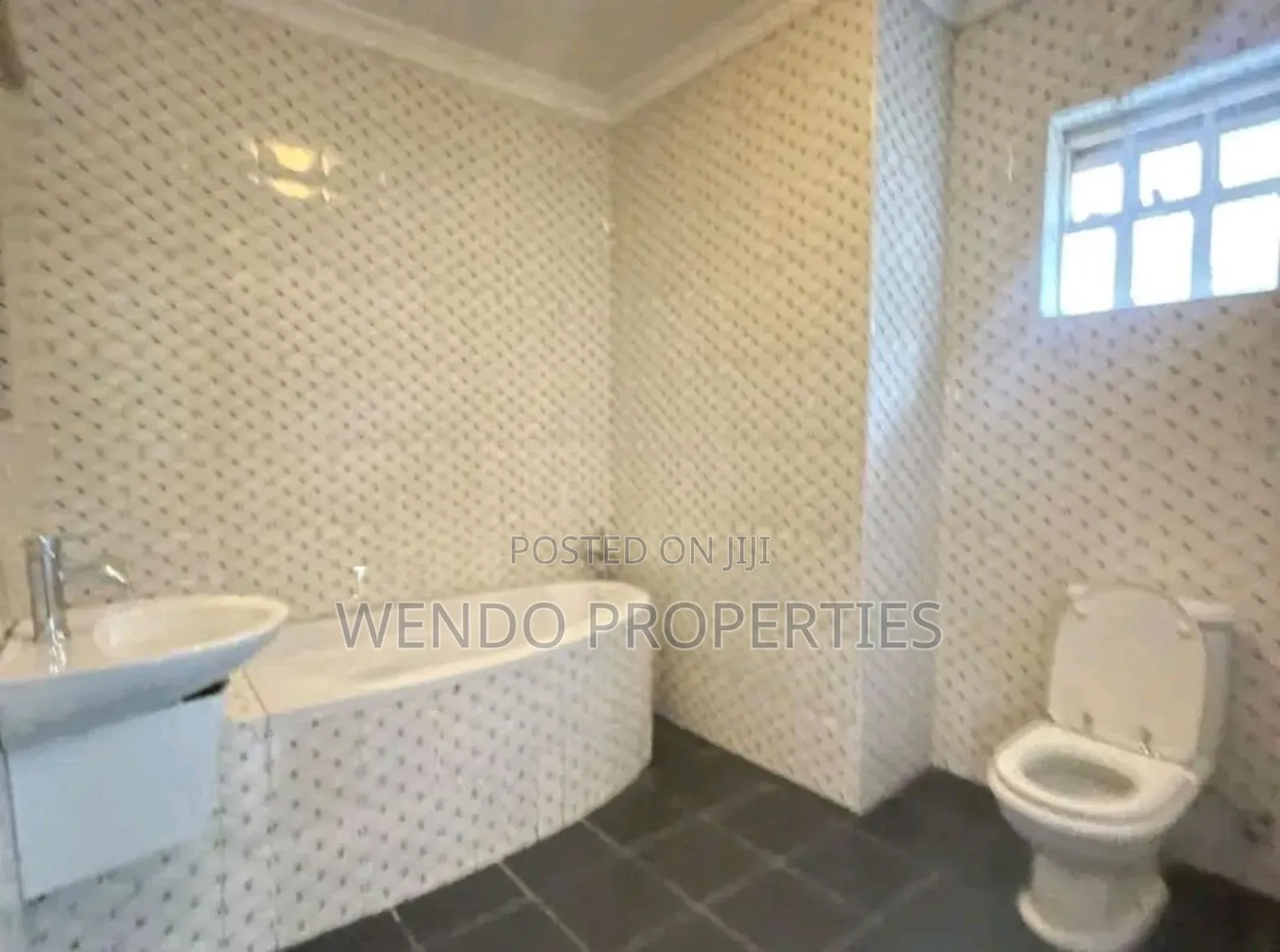 3bdrm Bungalow in Karen C for rent