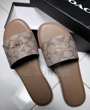 Quality Ladies Coach Sandals Sizes 37-42