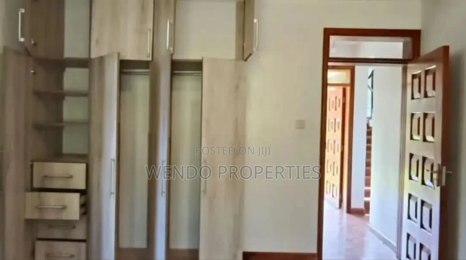 5bdrm Villa in Hardy for rent