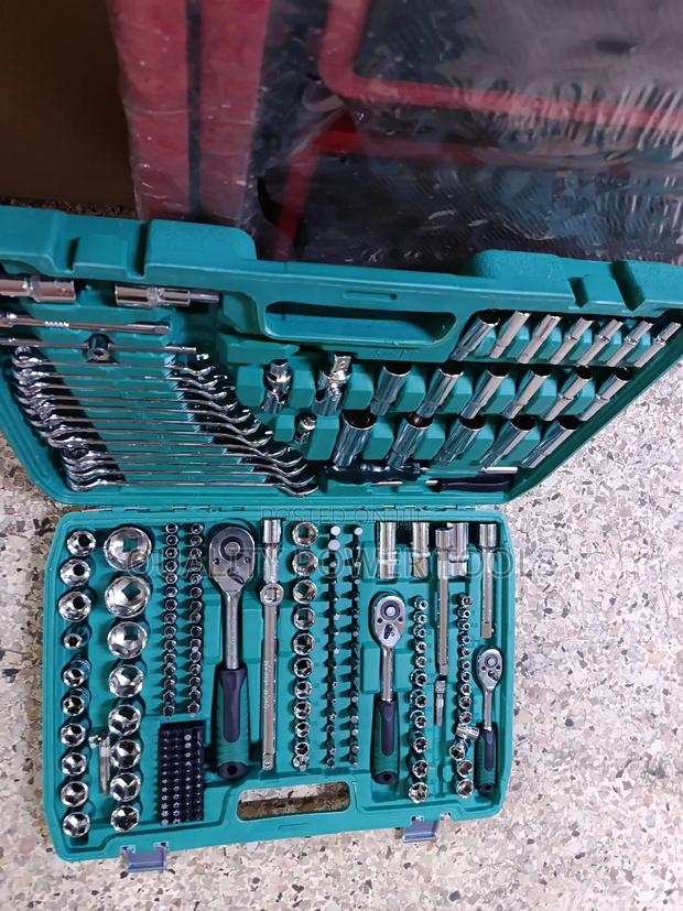 216pc Socket Wrench - thumbnail 2